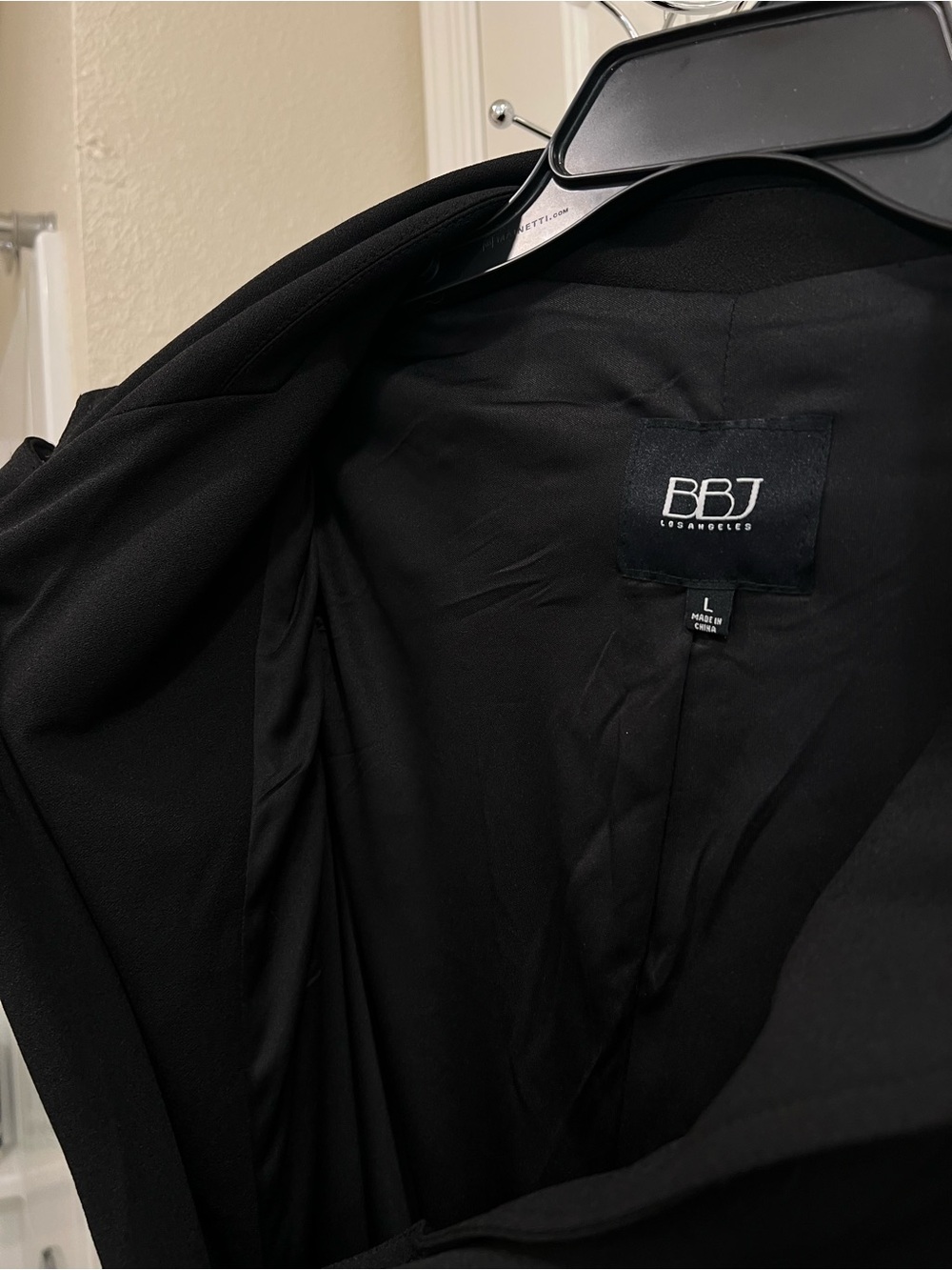 BBJ Black Sleeveless Belted Blazer - Picture 16 of 16